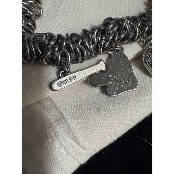 One size Red Sox MLB Charm Bracelet - Picture 5 of 5
